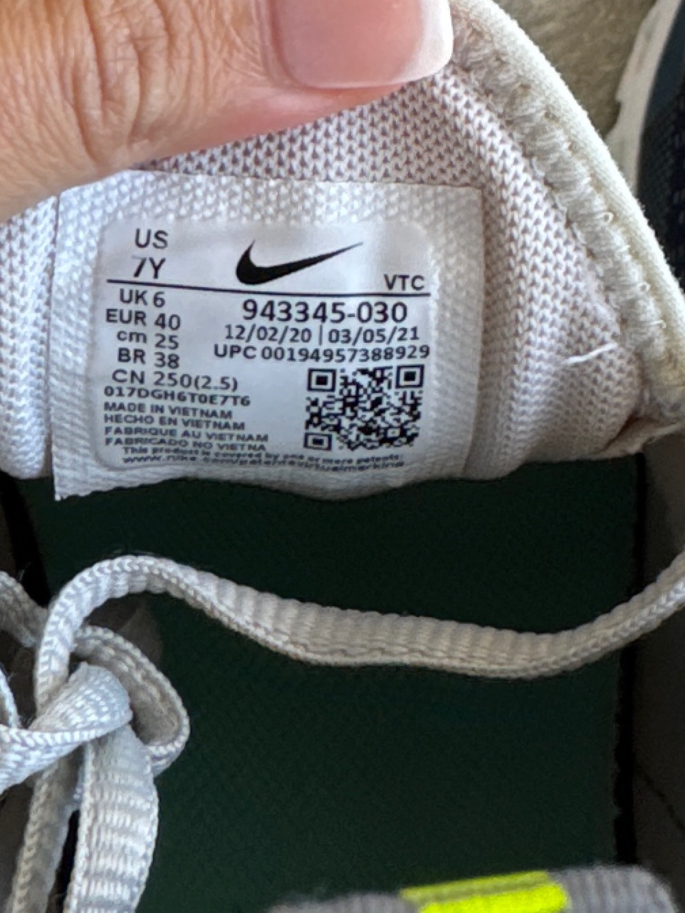 AIR MAX 270 LIGHT BONE VOLT white gray 8.5 women’s - Picture 6 of 6